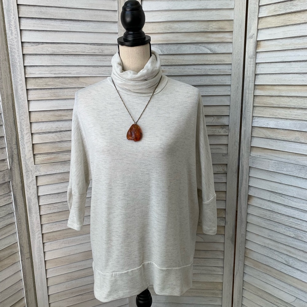 ⚡️3 for $20⚡️ 3/4 Dolman Sleeve Turtleneck